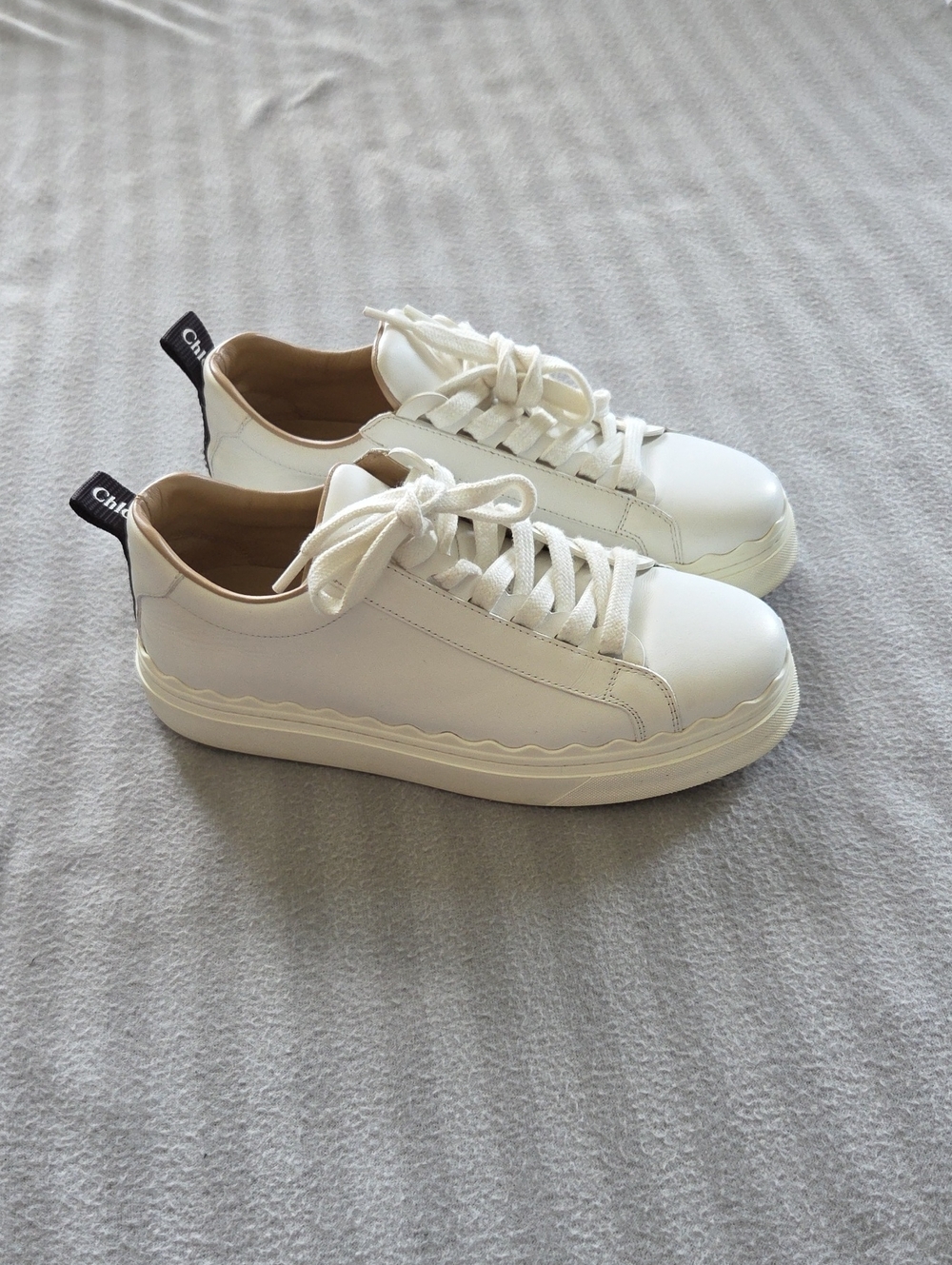 Chloé Lauren Low White Leather Low-Top Sneakers